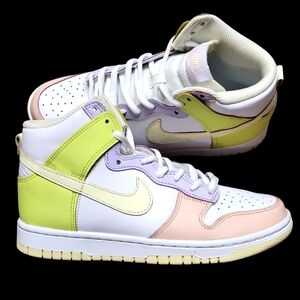 Nike Dunk High 'Cashmere' Athletic SneakersWomen's Size 7.5